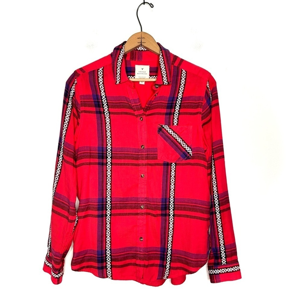 American Eagle Pink Plaid Embroidered Vintage
Plaid Button Down Shirt Size Small